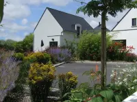 Au Pré Carré Hotels in Plumergat