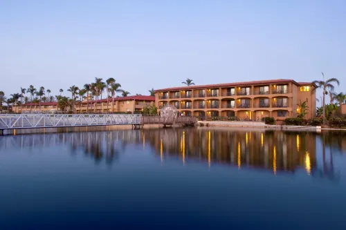 Best Western Plus Island Palms Hotel & Marina - Beach
