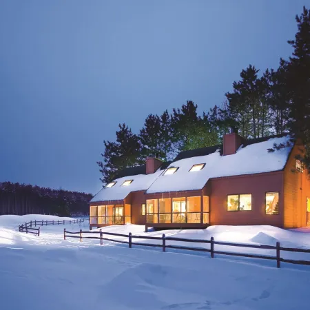 Hilton Grand Vacations Christmas Mountain Village Wisconsin