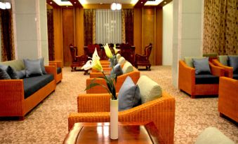Eastern Palace Hotel