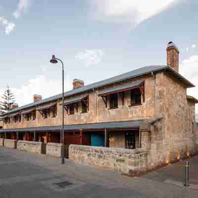 Warders Hotel Fremantle Markets Hotel Exterior