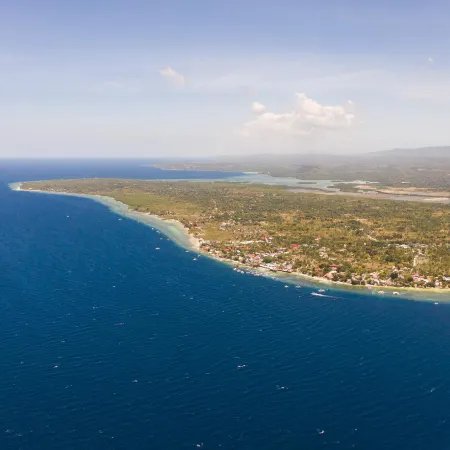 Uncle Panda Diving & Lounge