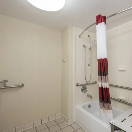 Red Roof Inn Tupelo
