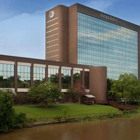 DoubleTree by Hilton Lafayette
