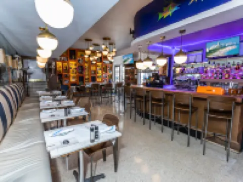 Oceanside Hotel and Suites Hotels in Miami Beach