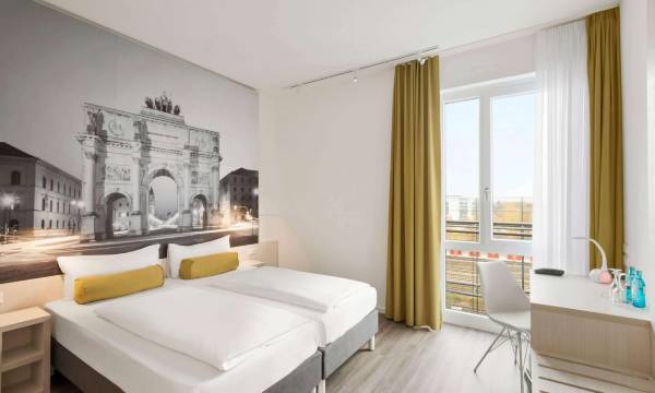 Super 8 by Wyndham Munich City West