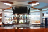 Vpx Hotel - С баром