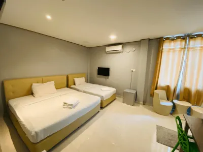 D Lima Beach Inn