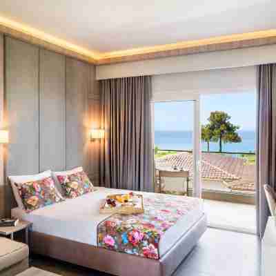 Alexandra Beach Spa Resort Rooms