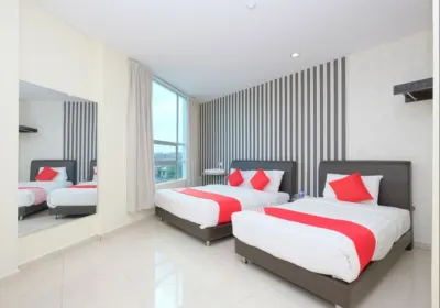 Furich Hotel Enterprise Hotels near Mat Saman Village House