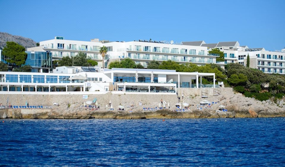 3. 호텔 아리스톤 ..