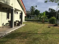 Aushaf Homestay Changlun Hotels near Masjid Gelong