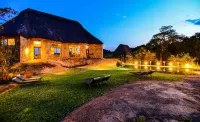 Matobo Hills Lodge Hotels near Nswatugi Bushman Paintings