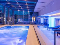 Sheraton Bucharest Hotel فنادق في بوخارست