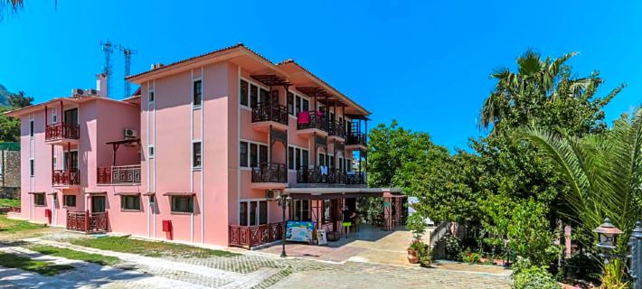 Club Pink Palace Hotel Hotel di Fethiye