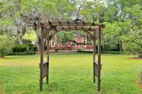 Wedgefield Country Club Hotels in Pawleys Island