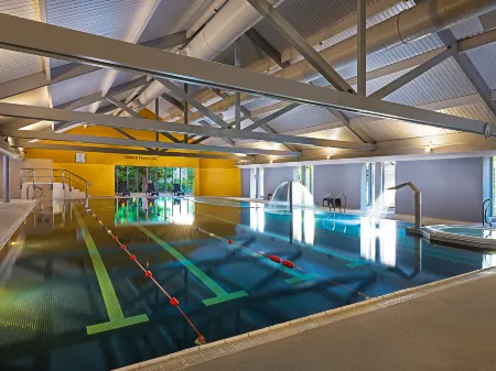 Midlands Park Hotel Отели рядом с достопримечательностью «Аббилеикс Бог Проджект»