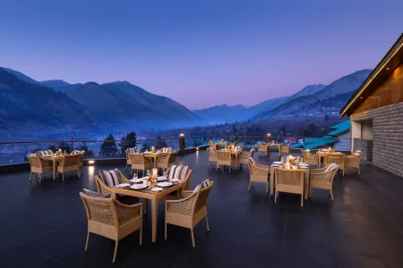 Baragarh Resort & Spa, Manali- Ihcl SeleQtions Отели в г. Натан