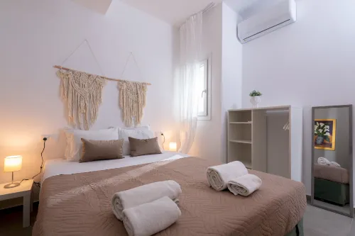 Venezian View Apartment Hotels in Nea Alikarnassos