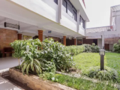 Hotel Senen Indah Syariah Hotels near Stasiun Pasar Senen