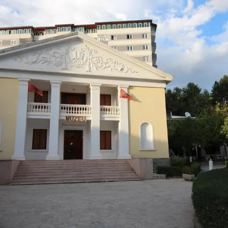 Hotel Piazza