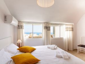 Hostal Luna de Nerja Hma 02340