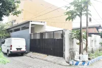 OYO 91361 Benlin d'Kost Syariah  호텔