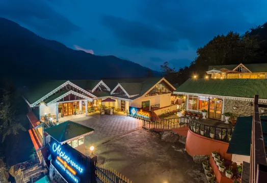 高山鄉村度假村