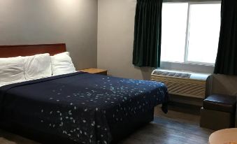 Grove Motel