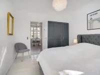 "Tobias" - 800m from the Sea