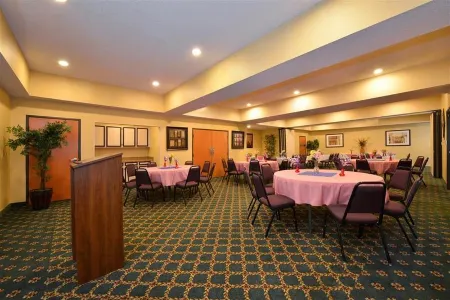 Best Western Plus Rockwall Inn  Suites