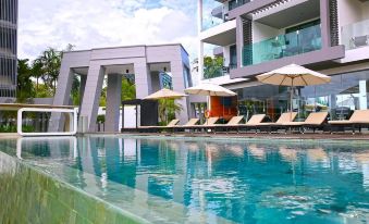 Absolute Twin Sands Resort & Spa