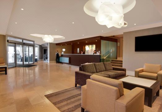 홀리데이 인 캘거리 에어포트 이미지