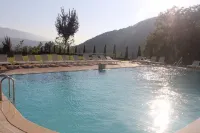 Sarot Termal Park Resort & Spa - Halal Hotel - Yüzme Havuzu