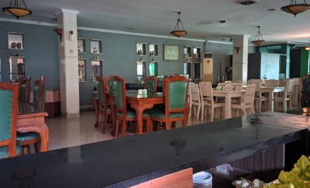 Zamrud Hotel & Convention Hall - Housity