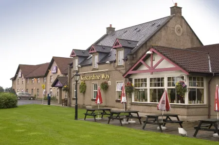 Premier Inn Falkirk North Отели рядом с достопримечательностью «The Mariner Centre»