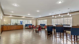 comfort-suites-at-kennesaw-state-university