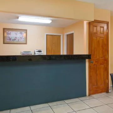 Super 8 by Wyndham Chipley