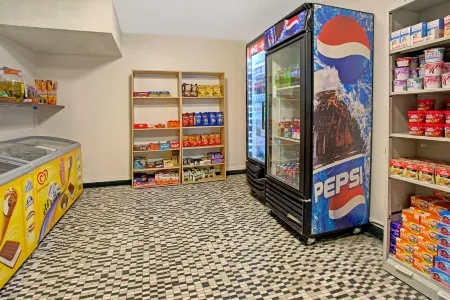 Super 8 by Wyndham Wheatridge/Denver West