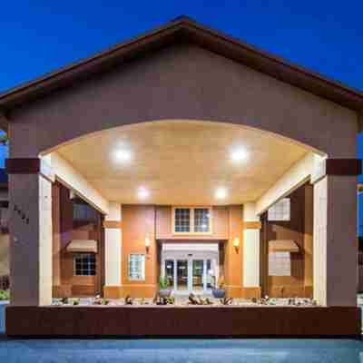 馬爾伯裡貝斯特韋斯特飯店 Hotel Exterior