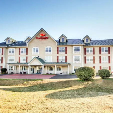 Econo Lodge Inn & Suites