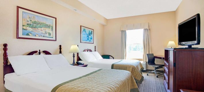 Baymont by Wyndham Pearl Hotels in Pearl