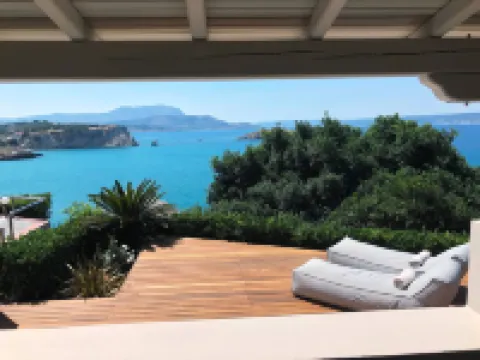 Coco Seaview Apartment, 60Sec Walk from Beach!