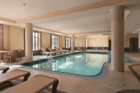 Radisson Toronto Airport West - piscina
