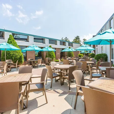 Country Inn & Suites by Radisson, Traverse City, MI