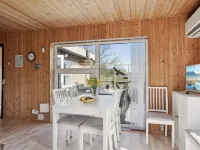 "Marjon" - 450m from the Sea - Parkering