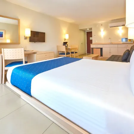 City Express by Marriott Manzanillo