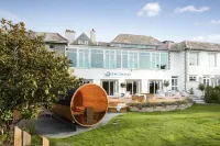 St Michaels Resort, Falmouth - 4-Star