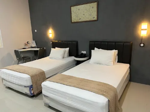 Tulip Guest House & Cafe