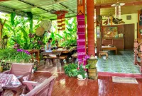 Bansuan Thanormpat Resort فنادق في سارافي